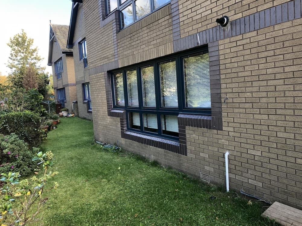 Super 2 Bedroom Flat near Dalkeith Town Center