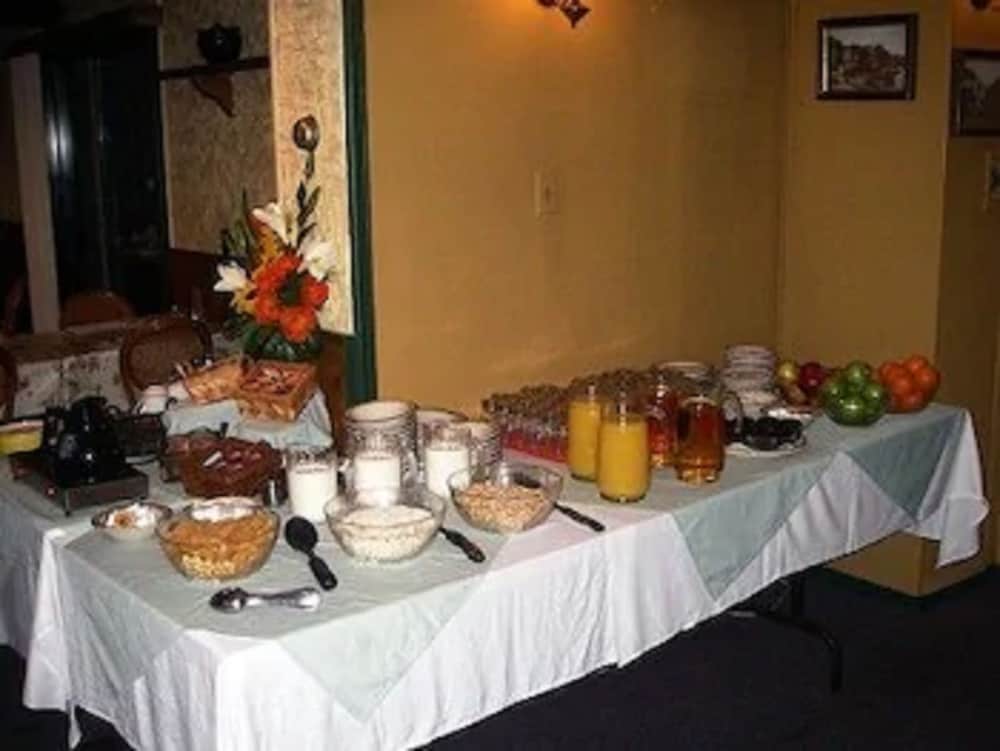 Auberge Mountain View Inn