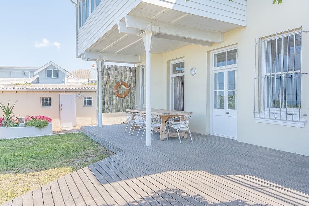 Fintimara Bay House