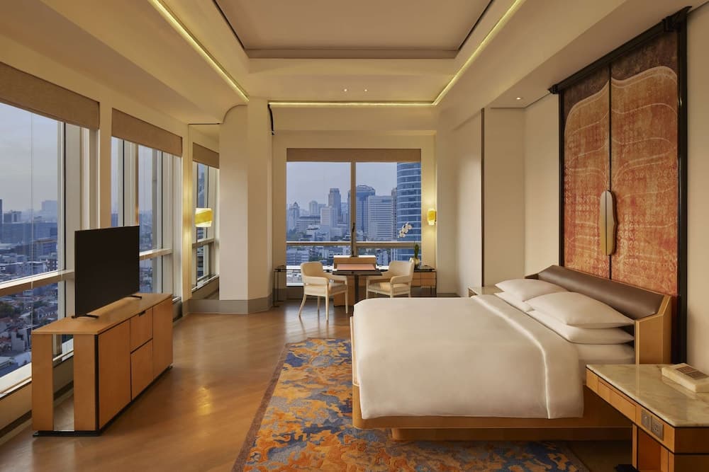 Keraton at The Plaza, The Unbound Collection by Hyatt