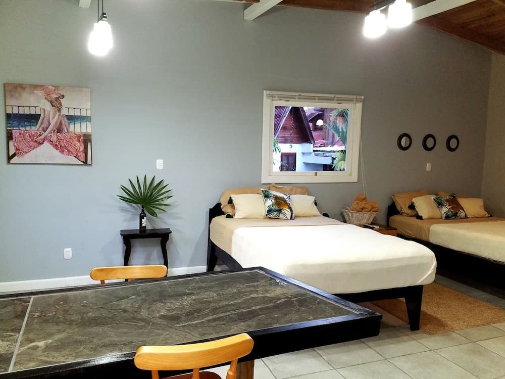 Lizard King Hotel & Suites