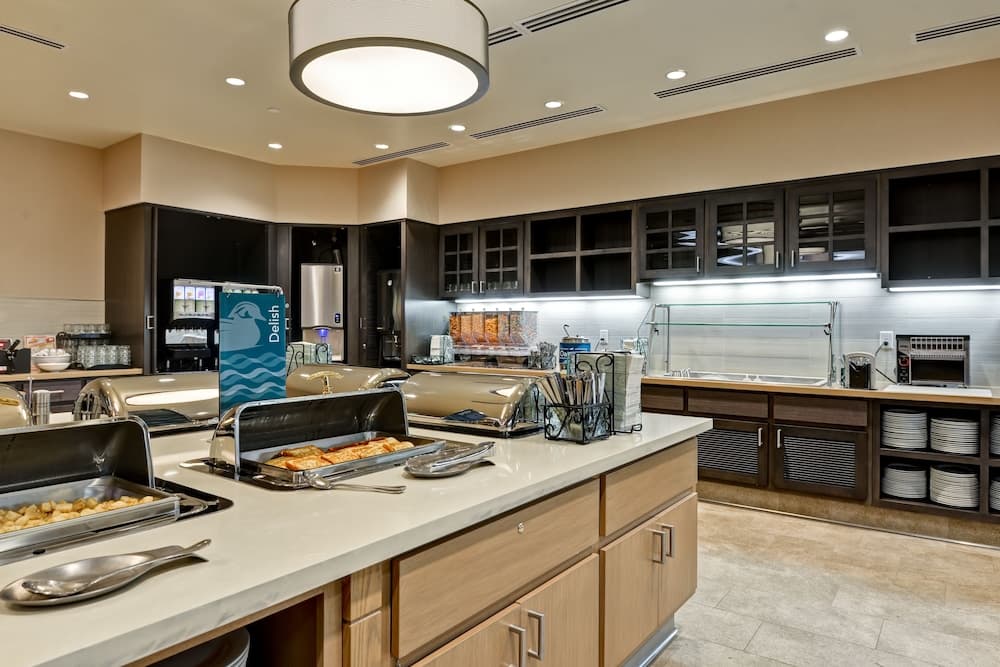 Homewood Suites by Hilton Anaheim Resort – Convention Center