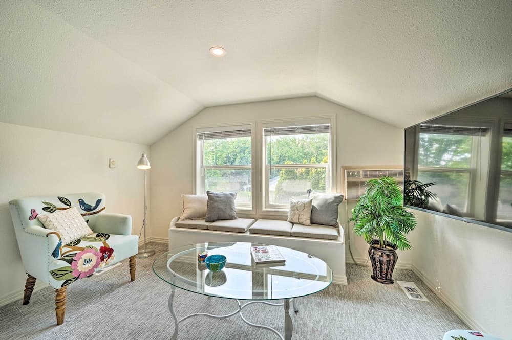 Luxe Boise Home w/ Patio: Golf, Hike, Explore