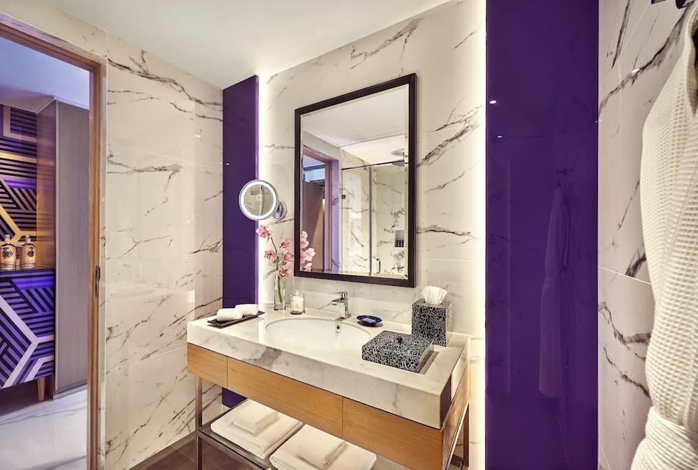 Vivanta Navi Mumbai Turbhe