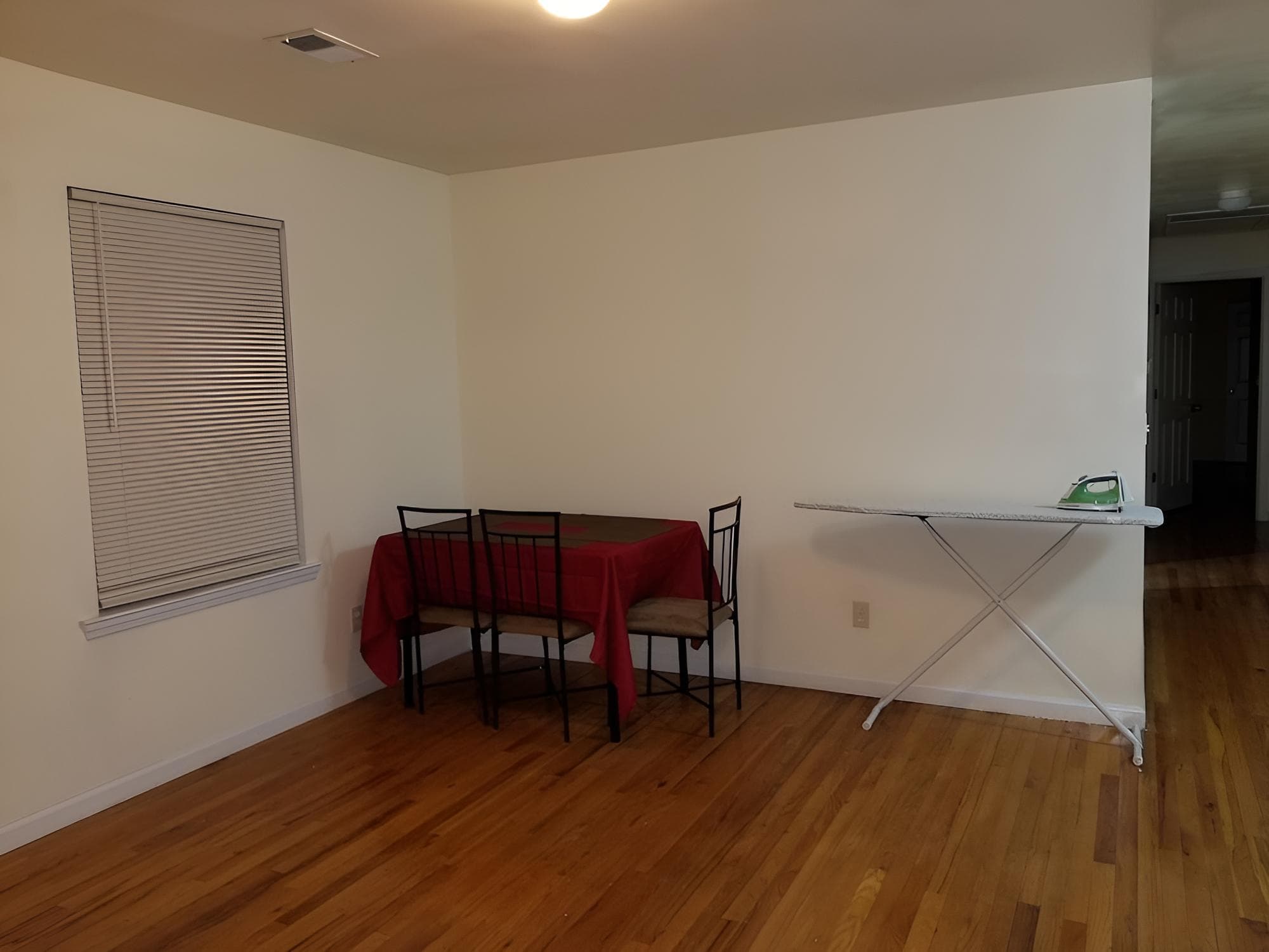 Private Rooms near EWR & NYC