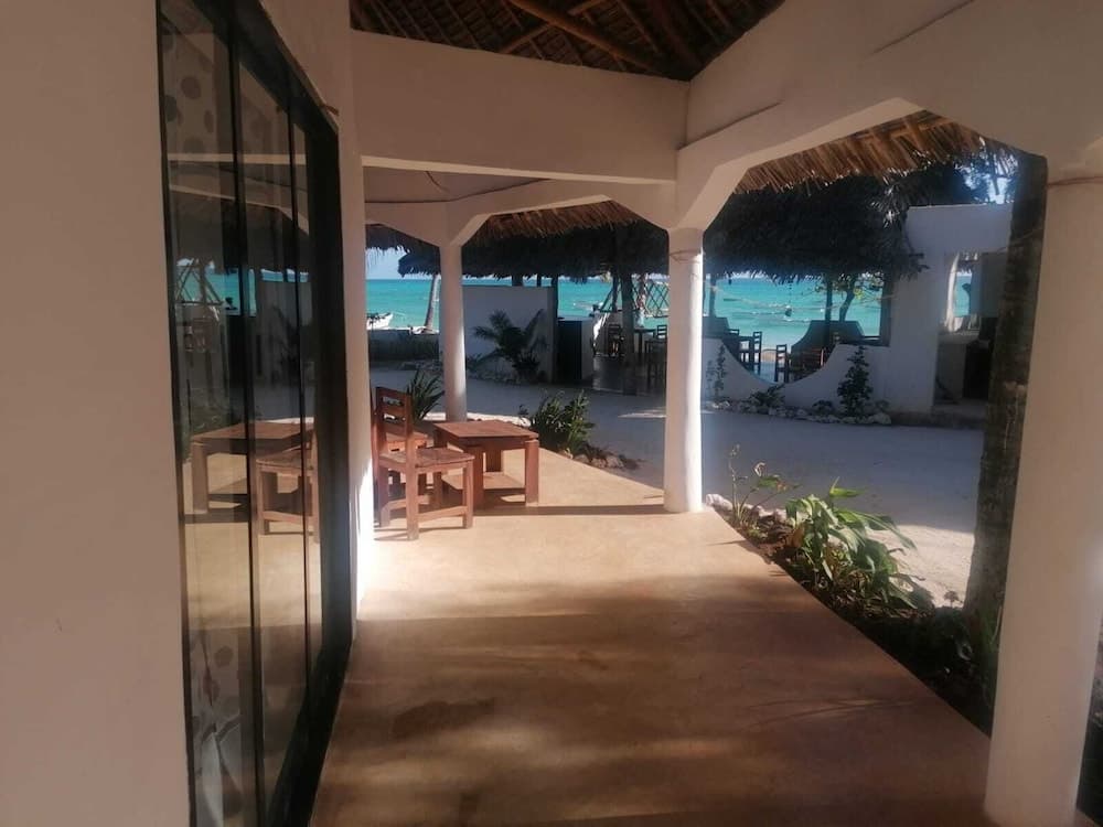 Maua beach lodge