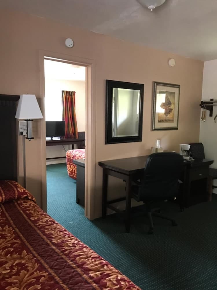 Town House Motel