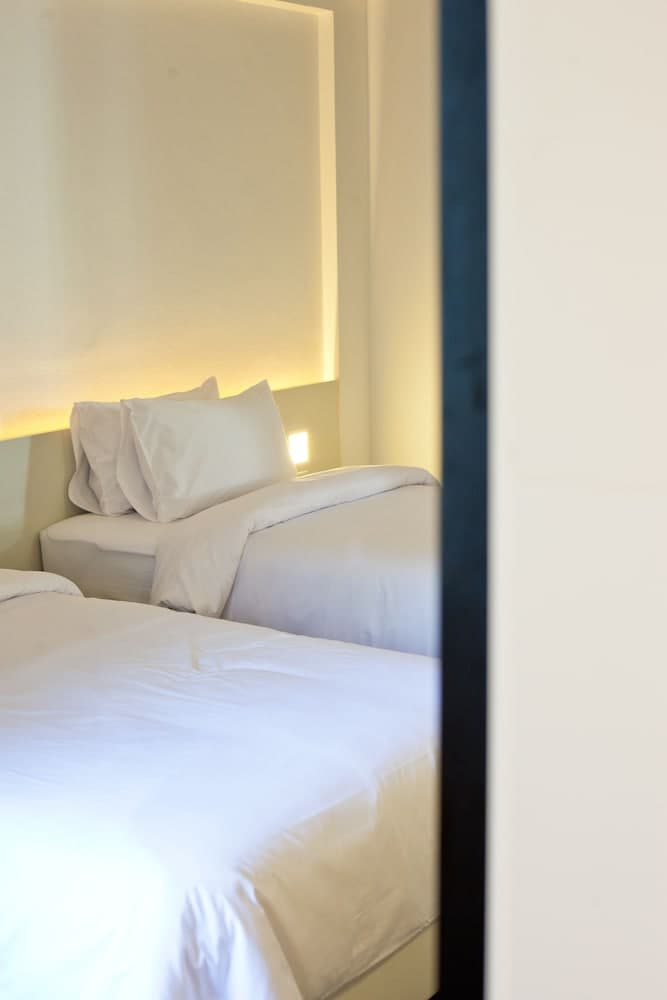 BED Phrasingh Hotel - Adults Only