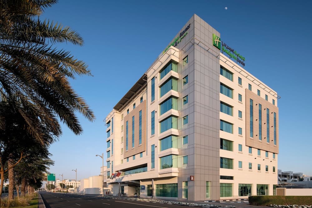 Holiday Inn Express Dubai Jumeirah by IHG