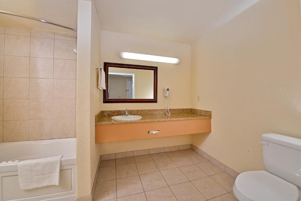 Hotel Avenida, San Clemente Beach