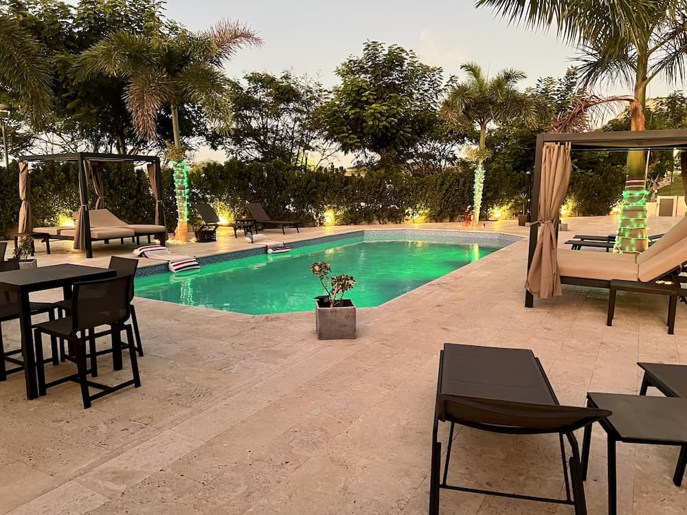 Xanadu Apartments at Blue Bay Golf & Beach Resort