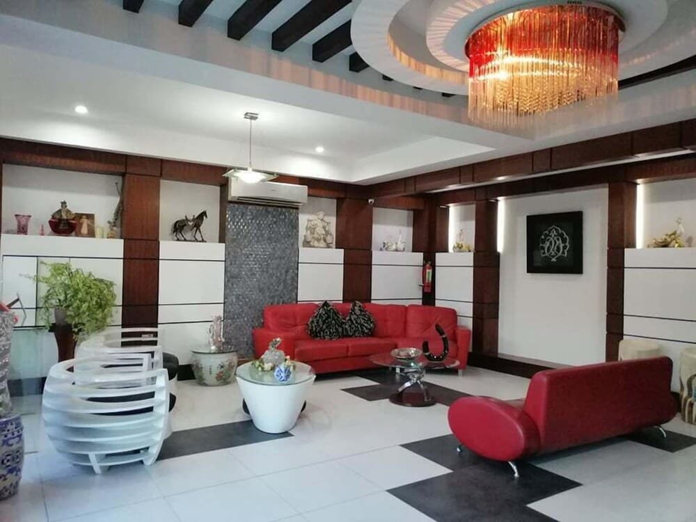 Ey Miners Suites Navarro