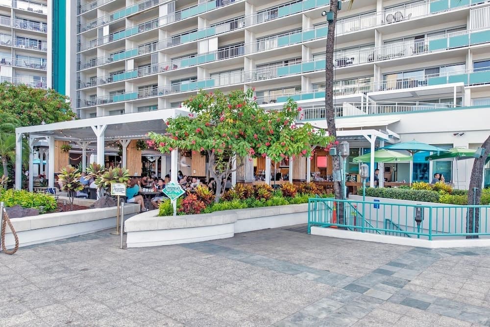 Spacious One Bedroom Harbor View Condos at Ilikai Marina With Private Balcony