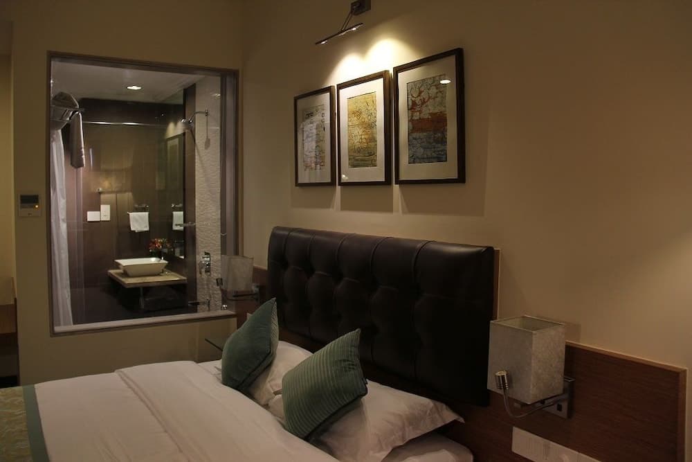 Riverview Hotel