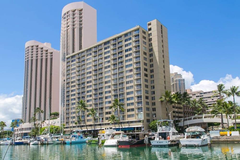 Ilikai Marina Studio City View Condos with Fully Equipped Kitchens & Free Wifi