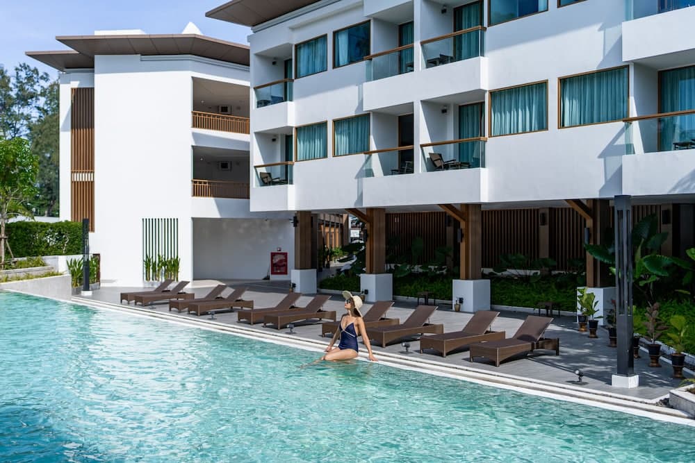 Bella Nara Phuket Naiyang Beach