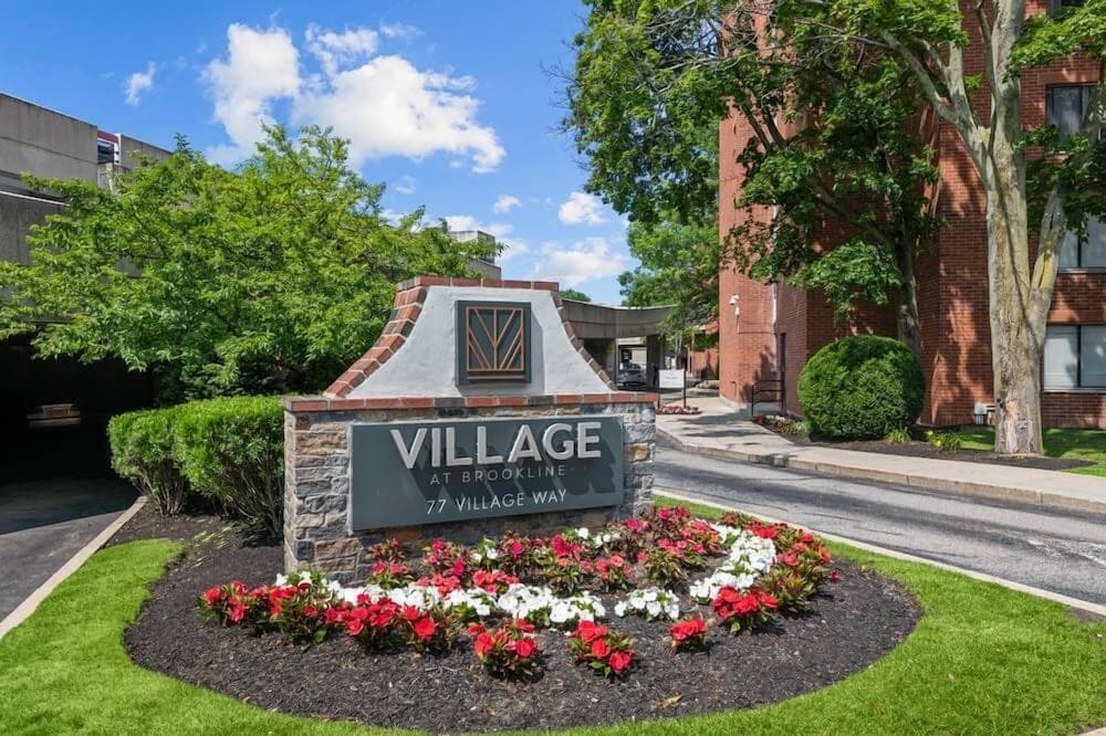 Global Luxury Suites Brookline Village