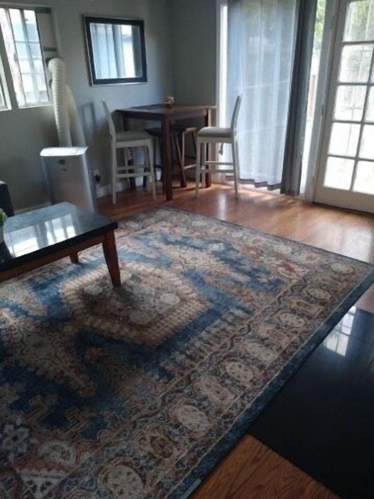 Cozy 2bd House, Minutes From Fb And Stanford Univ! 2 Bedroom Home by RedAwning