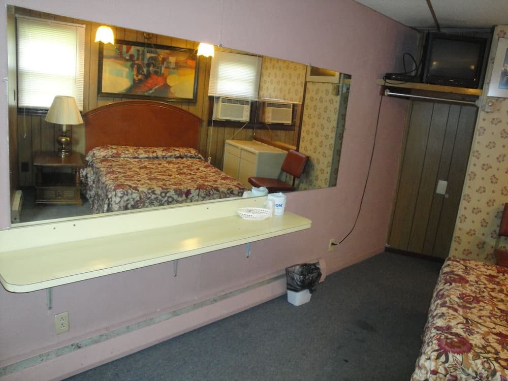 Jade Inn Motel