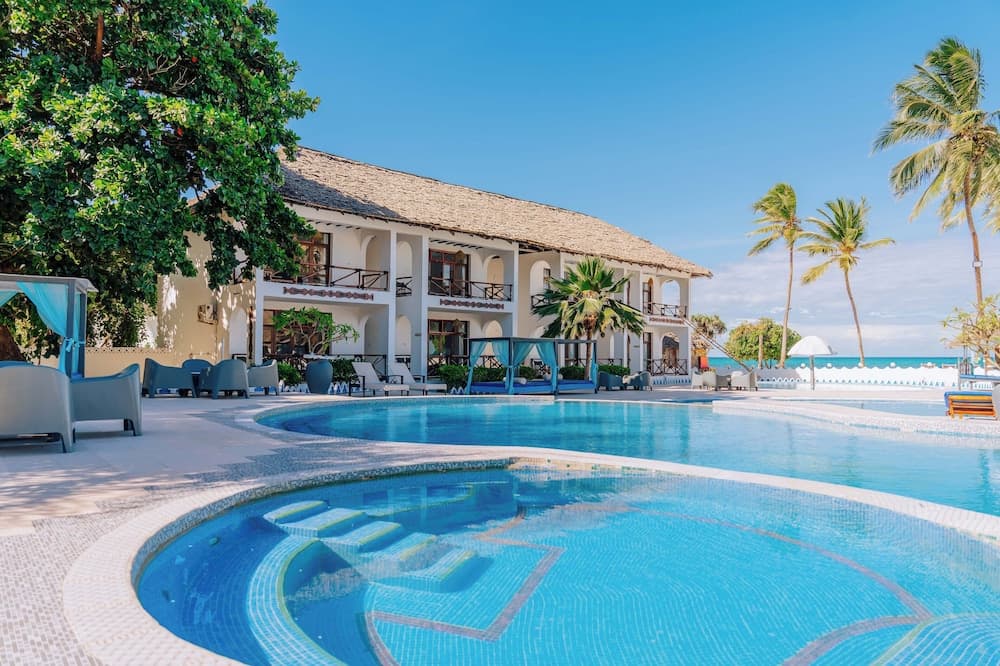 Cterra Zanzibar Beach Resort