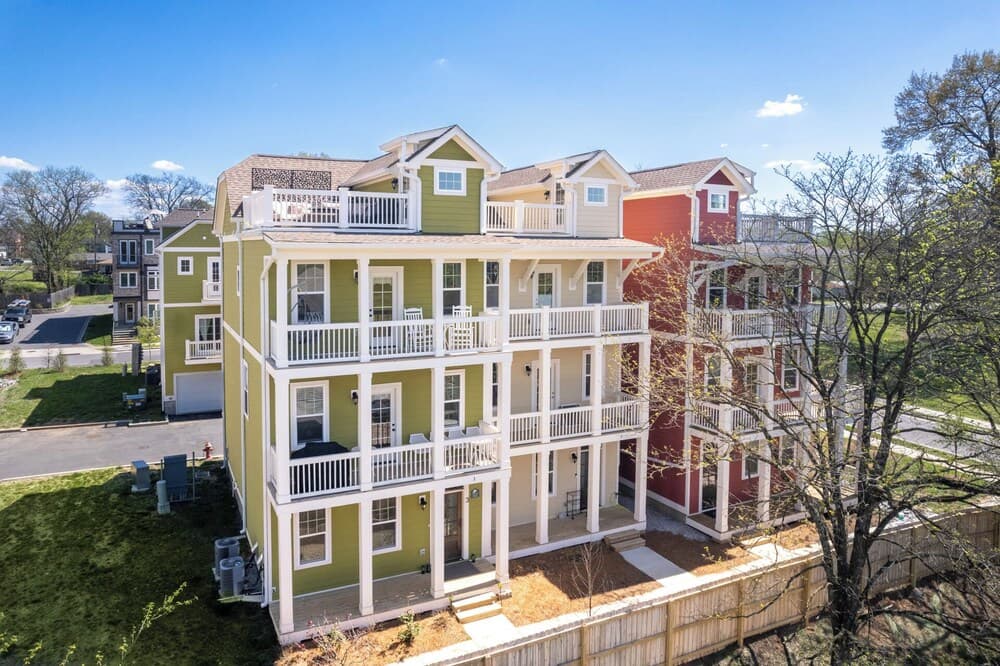 Emerald Shores