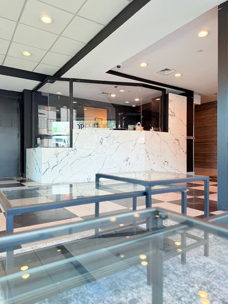 NOVA HOTEL BRONX