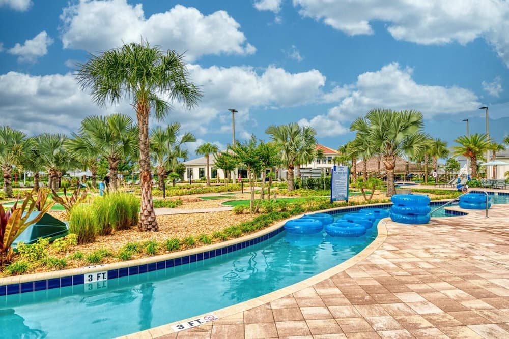 4 Bedrooms Villa - Storey Lake