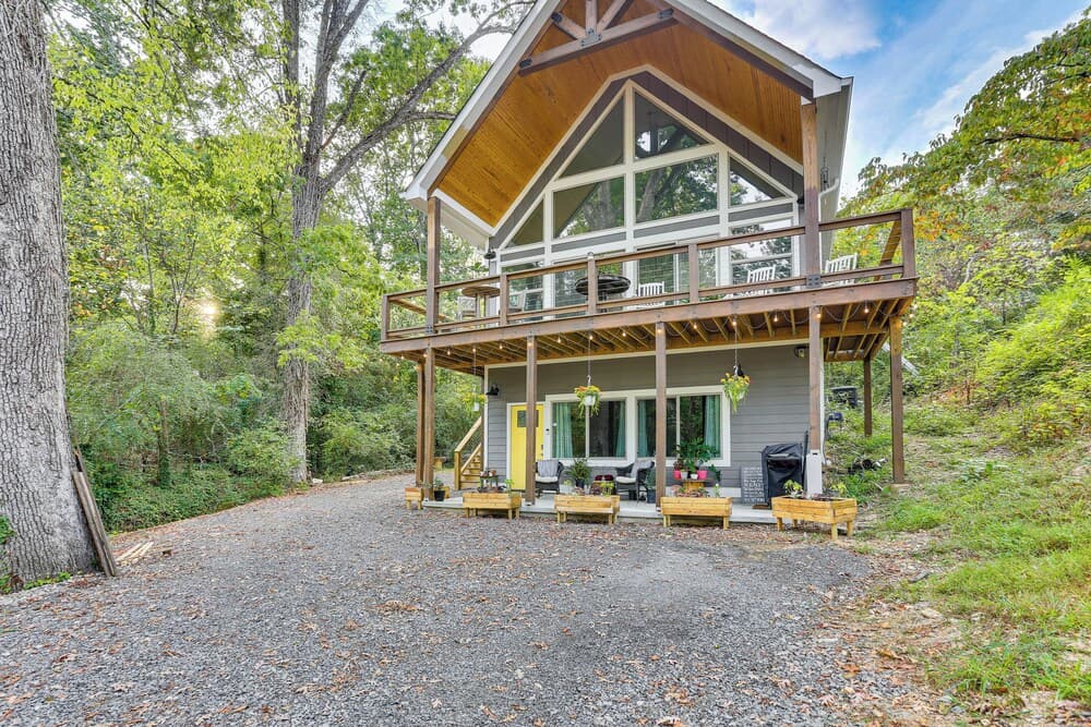 6 Mi to Downtown: Apartment in Chattanooga!
