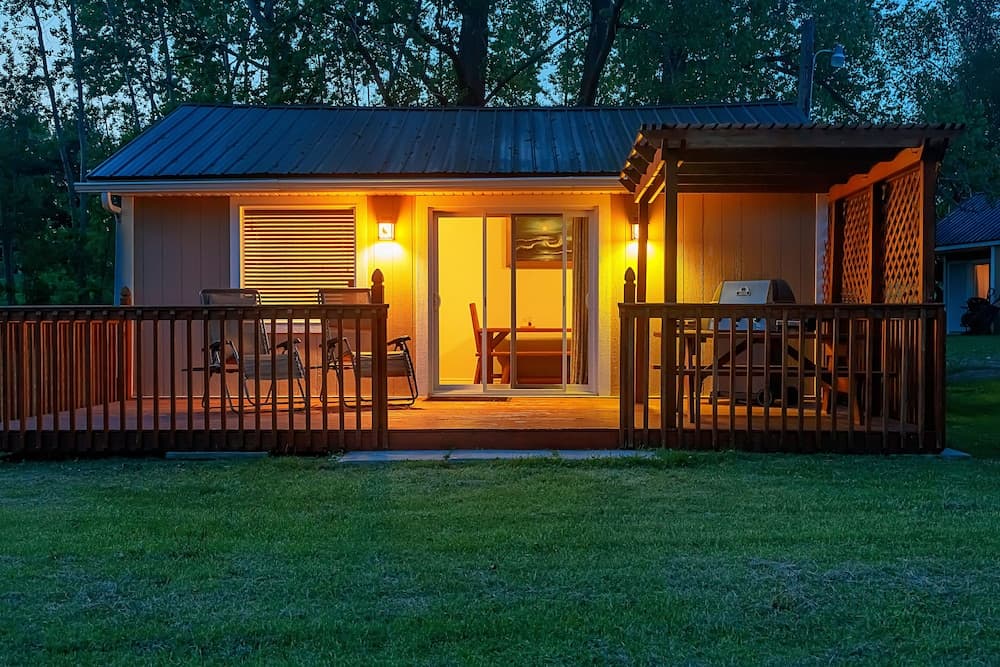 Black River Cottages