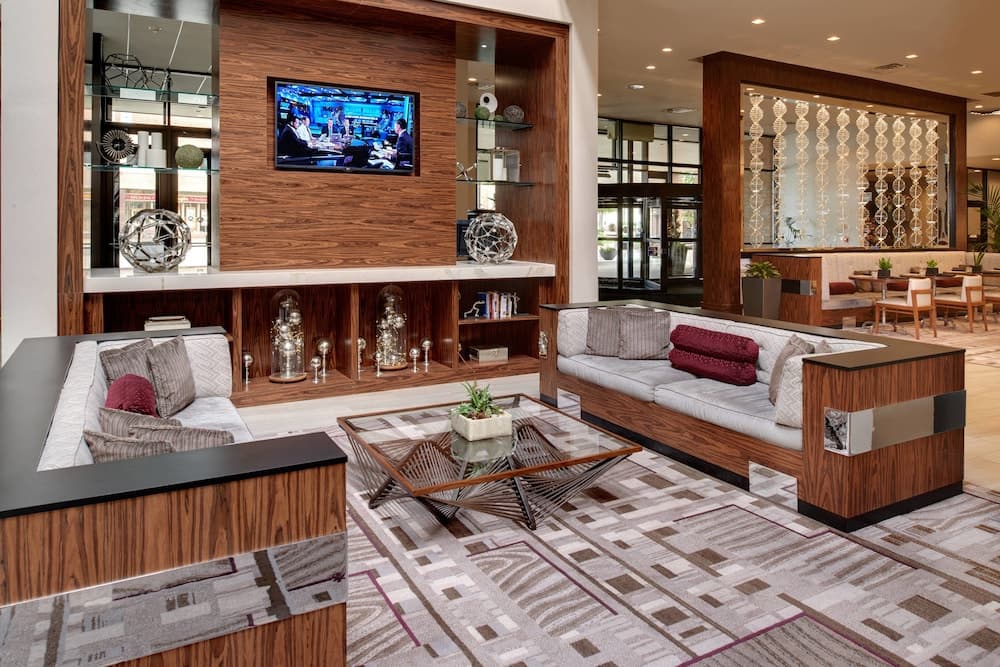 Marriott East Lansing at University Place