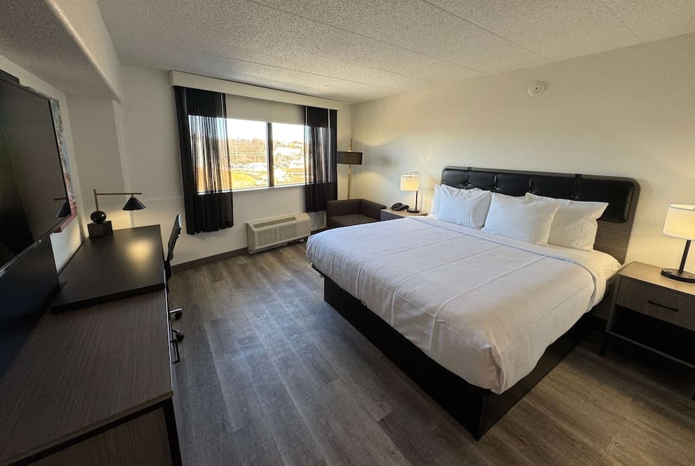 Holiday Inn Express And Suites Washington Dc Noma by IHG