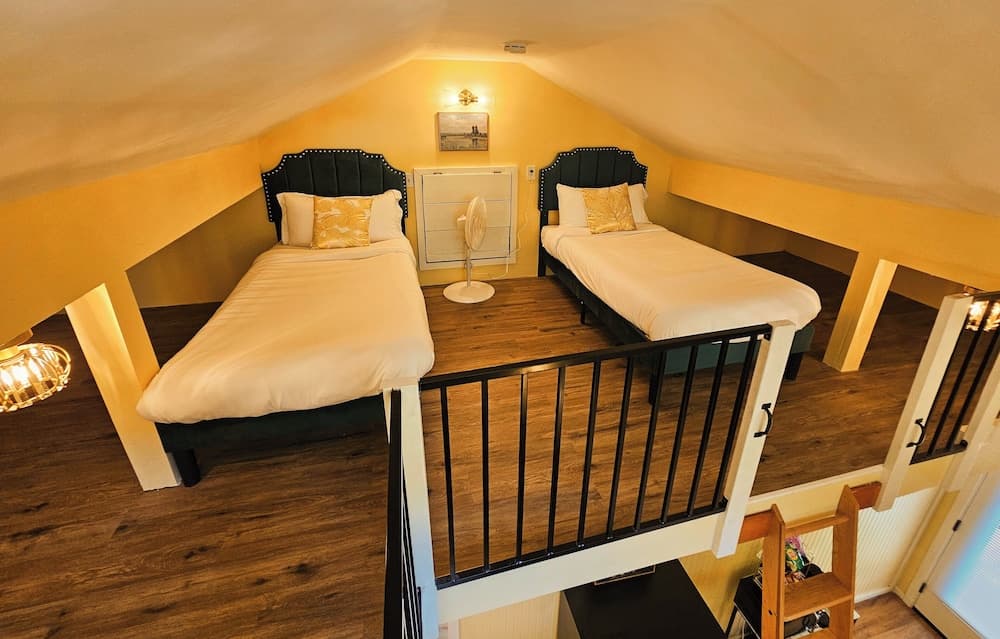 Quiet Mind Lodge Retreat & Spa  Sequoias