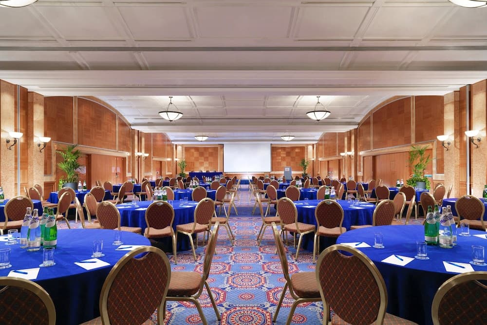 Sheraton Skyline Hotel London Heathrow