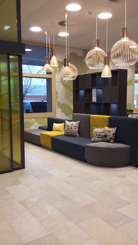 Hwest Hotel Hall