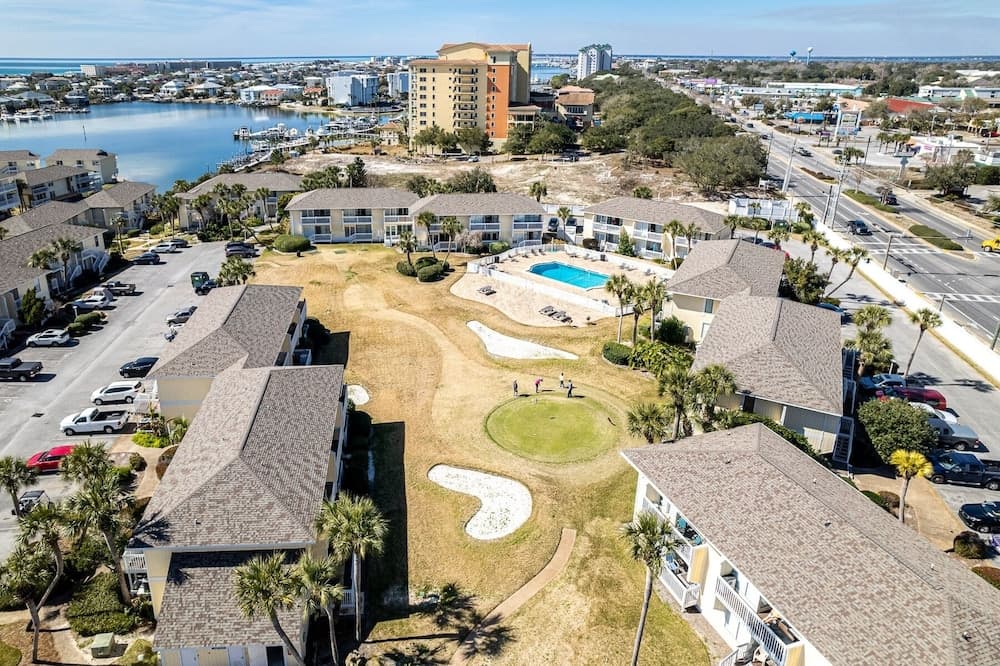 SPC 2021 is a Harbor front 1 BR by RedAwning