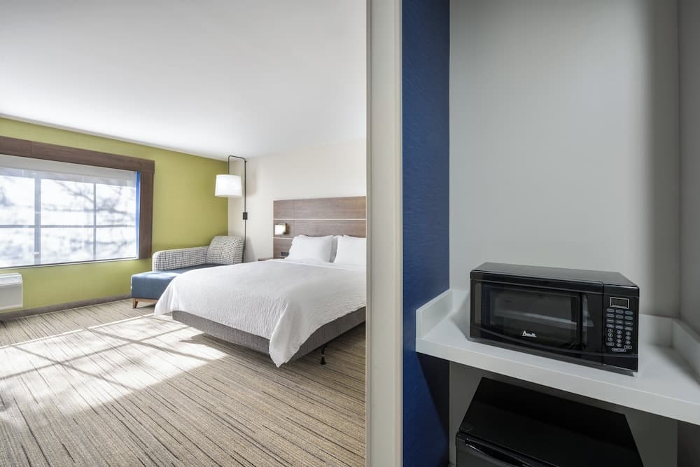 Holiday Inn Express & Suites Phoenix East - Gilbert by IHG
