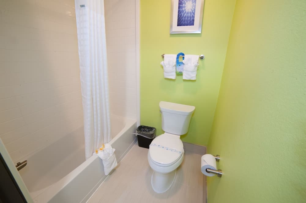 Arya Inn & Suites Farmers Branch