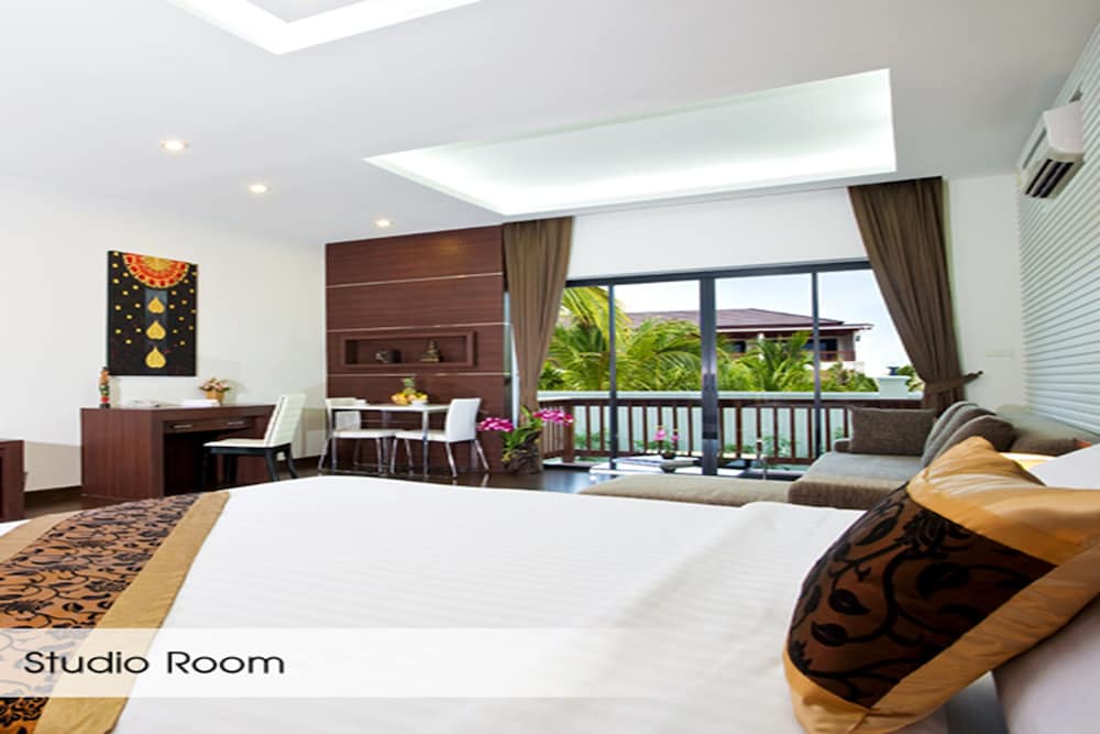 Rawai Grand House