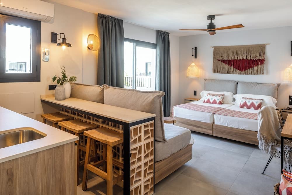 Aparthotel Casita Blanca - Adults Only