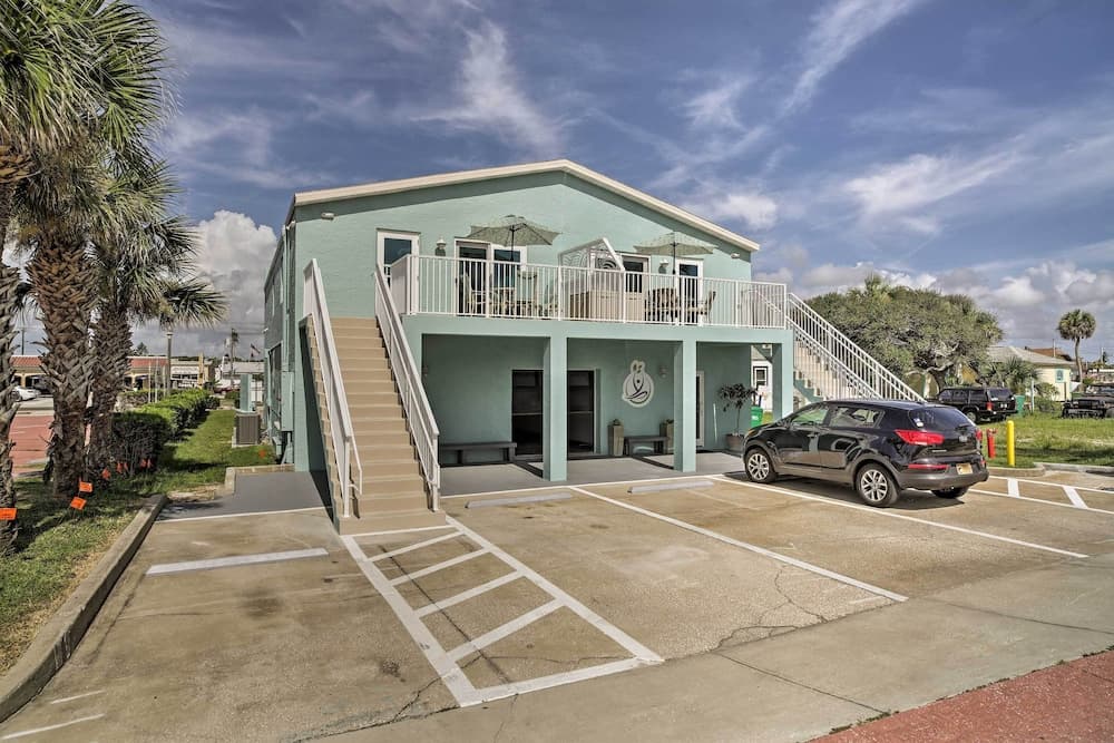 Newly Built Cocoa Beach Escape: 1 Block to Beach!
