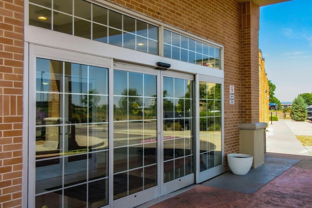 Holiday Inn Express & Suites Englewood Denver South by IHG