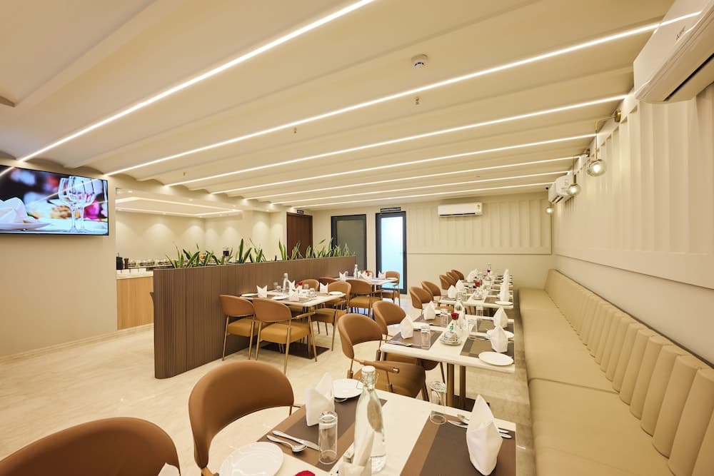 Tulip Inn Gurugram Sector 39