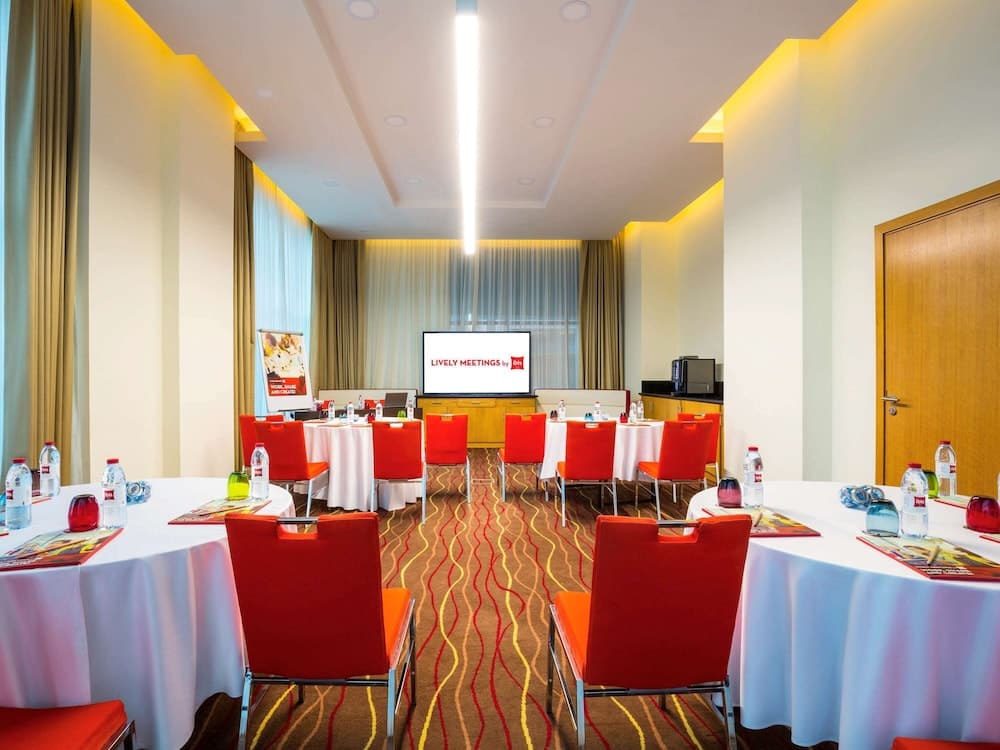 meeting & event spaces