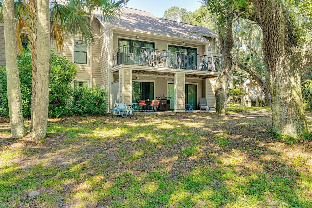 < 1 Mi to Seabrook Island Beach: Sunny Retreat!