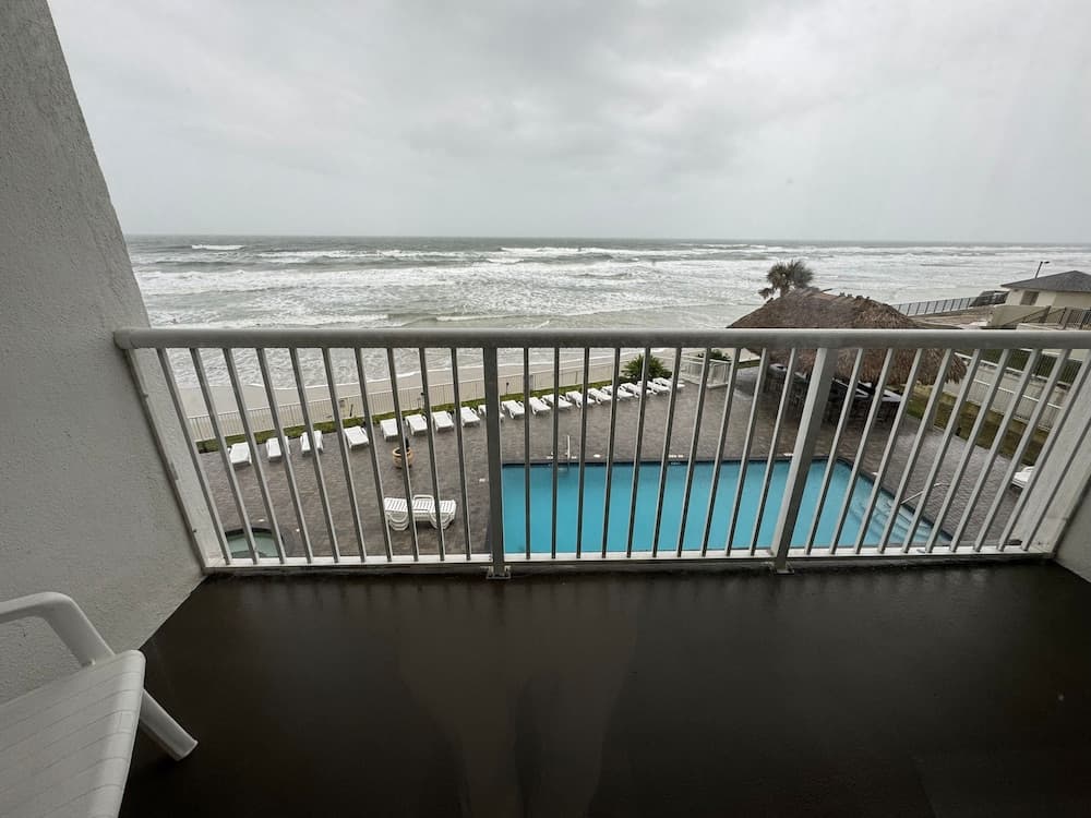Emerald Shores Resort
