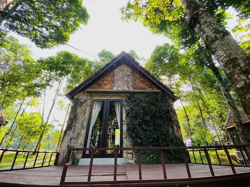 Làng Toom Sara Đà Nẵng, Waterfall Retreat at Toom Sara