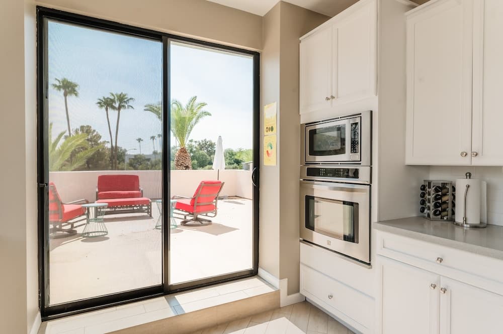 Ivory I By Avantstay Modern Home w/ Stunning Views Close To Old Town