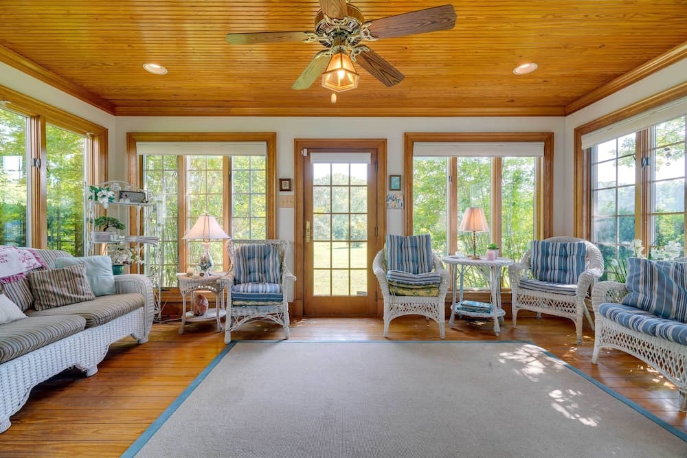 Terre Haute Manor Farmhouse w/ Gardens & Deck!