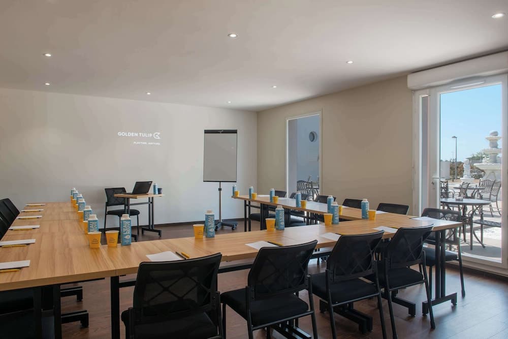 meeting & event spaces