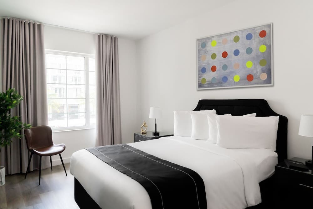Essex House By Clevelander